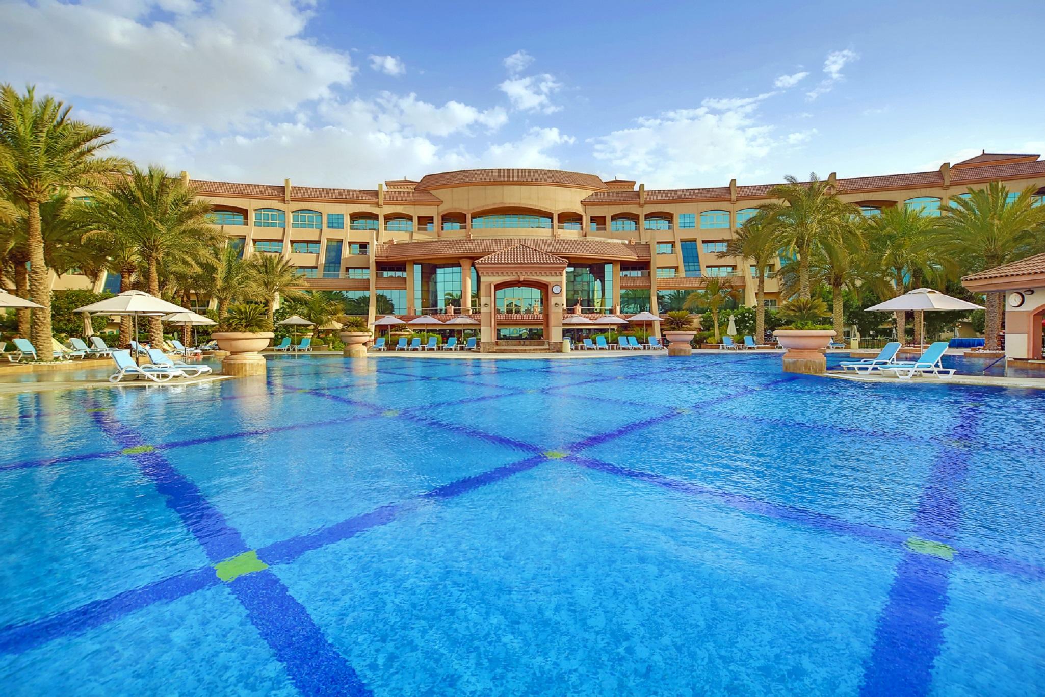Al Raha Beach Hotel Абу-Даби Удобства фото